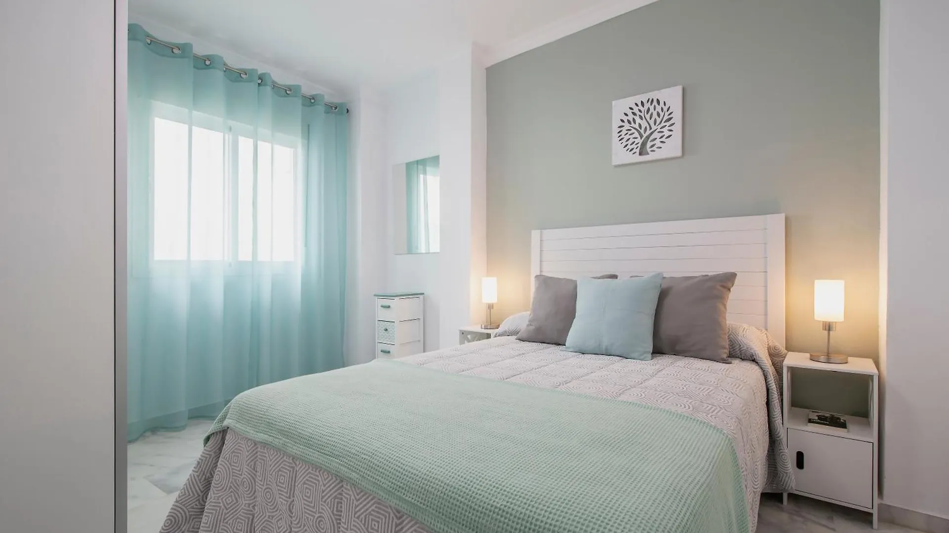 Los Aticos Estepona Apartment