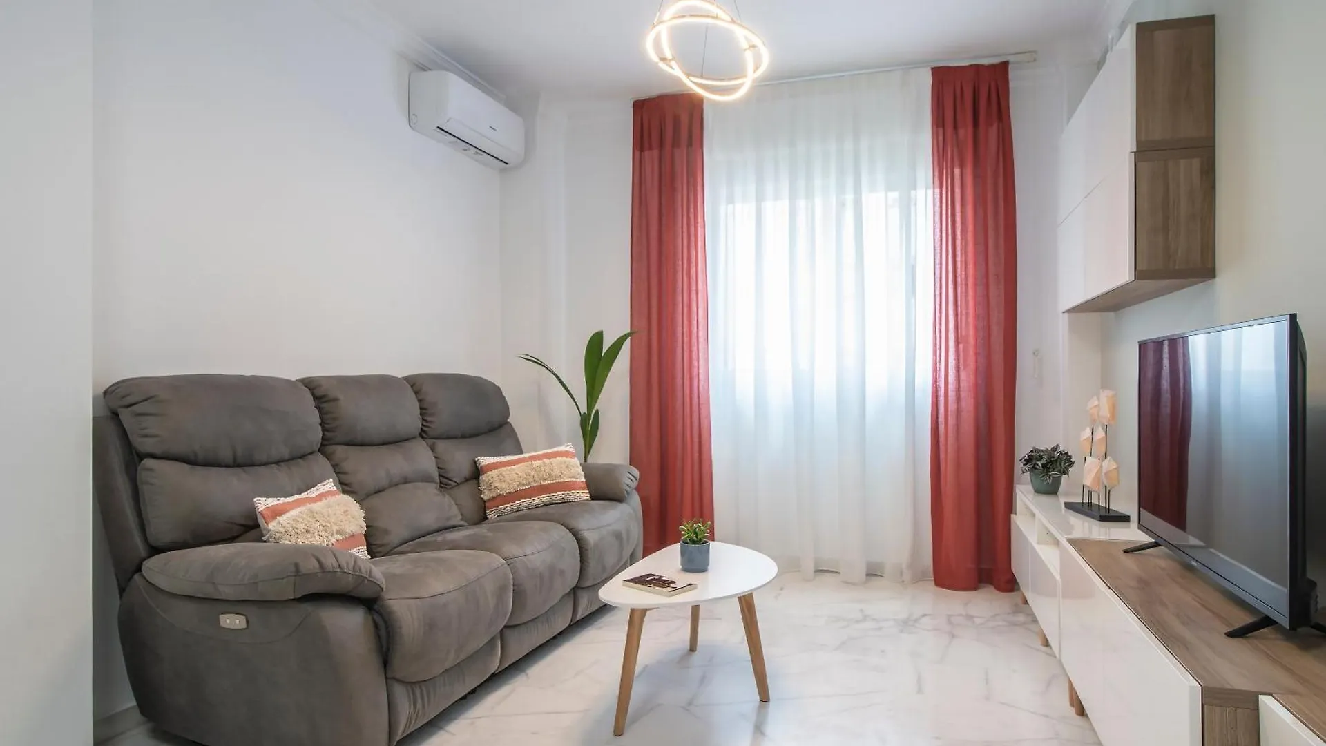 Apartment Los Aticos Estepona